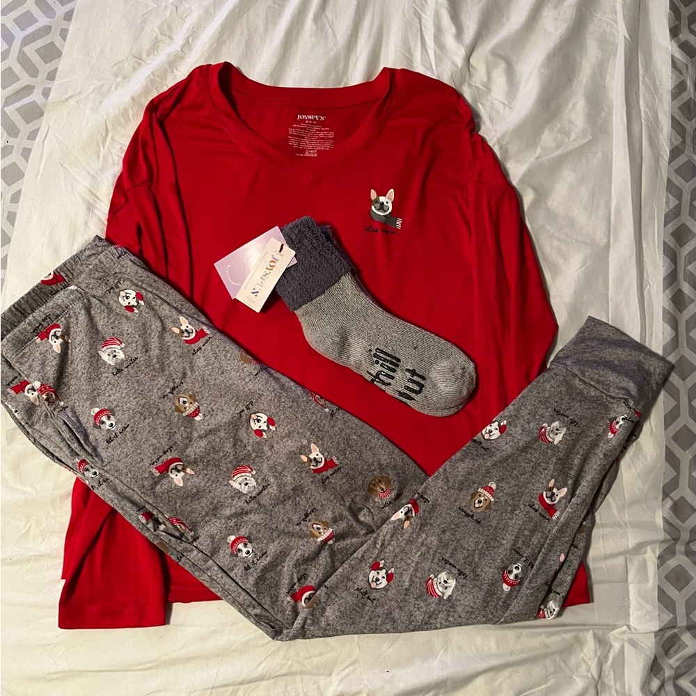 Red and Gray Puppy Designed Pajama Set